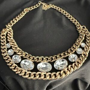 Elegant Gold Chain Necklace with Crystal Accents